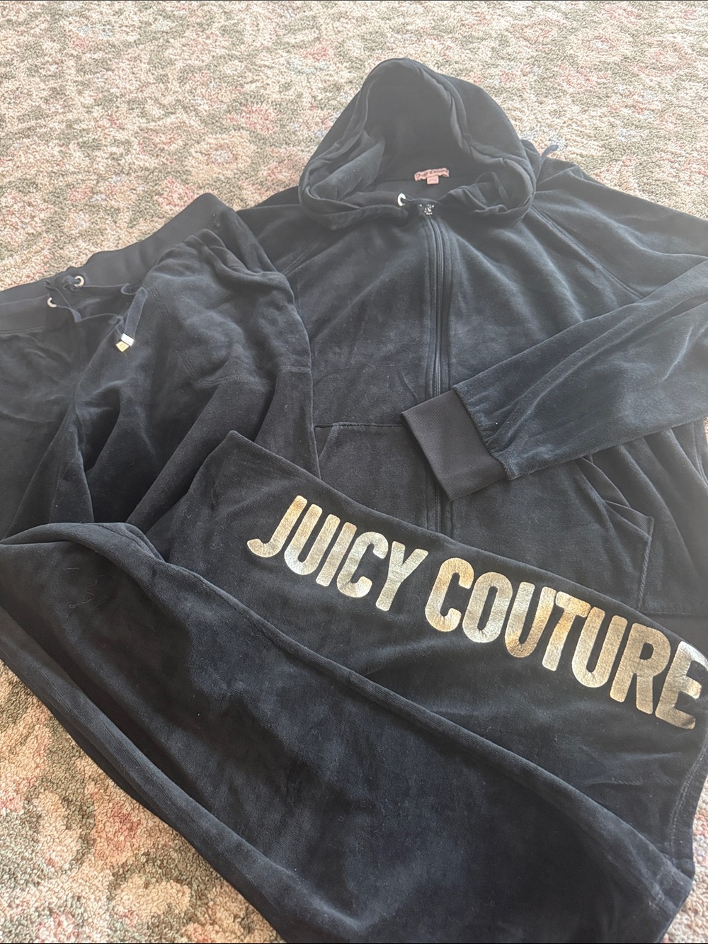 Juicy Couture Black Velour set hoodie L Sweatpants M back design too